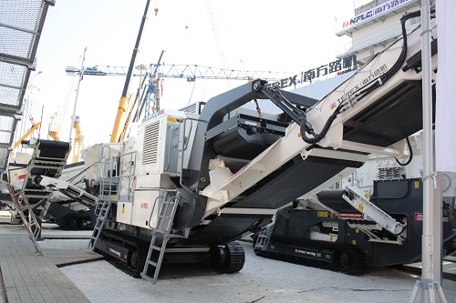 特雷克斯南方路機(jī)1-111型、1-111RS型履帶移動式破碎站