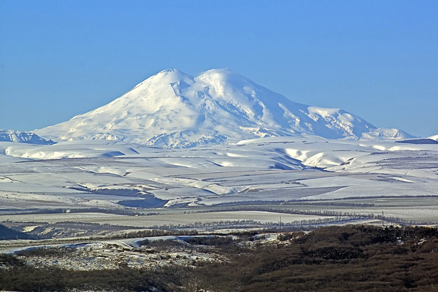 驕傲！山美股份歐洲員工勇攀歐洲第一峰-厄爾布魯士峰
