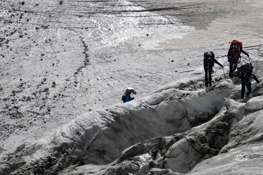 驕傲！山美股份歐洲員工勇攀歐洲第一峰-厄爾布魯士峰