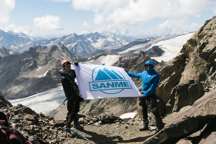 驕傲！山美股份歐洲員工勇攀歐洲第一峰-厄爾布魯士峰