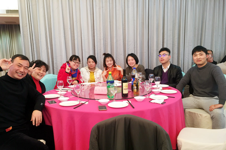 贏戰(zhàn)豬年、共創(chuàng)輝煌--山美股份隆重舉行2018年度表彰大會暨2019迎新年會