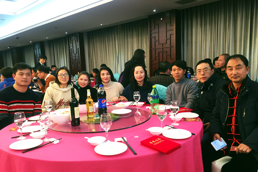 贏戰(zhàn)豬年、共創(chuàng)輝煌--山美股份隆重舉行2018年度表彰大會暨2019迎新年會