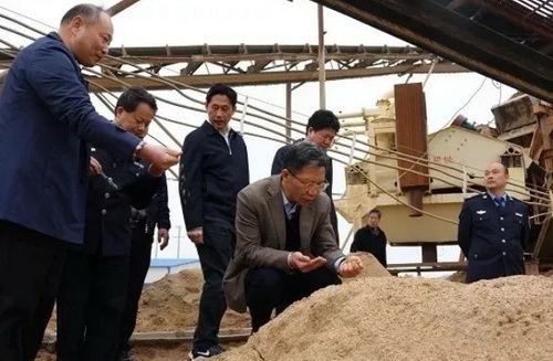 機(jī)制砂進(jìn)入“黃金時(shí)代”，機(jī)遇與挑戰(zhàn)并行，如何抓住機(jī)遇，你需要知道這四點(diǎn)！