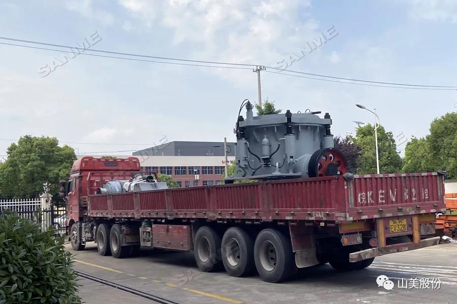 發(fā)貨季｜山美股份高性能破碎篩分裝備發(fā)往江西，助力當(dāng)?shù)鼗?xiàng)目建設(shè)及建筑固廢資源化