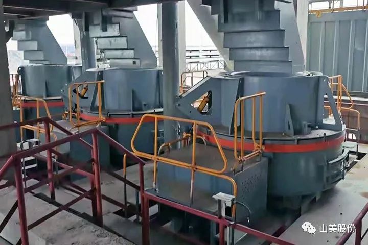 砂石協(xié)會(huì)報(bào)道！上海山美大進(jìn)料、大產(chǎn)量立式?jīng)_擊破碎機(jī)（制砂機(jī)）成功用于東方希望骨料生產(chǎn)線升級(jí)改造項(xiàng)目！