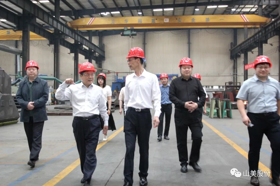 聚焦 | 熱烈歡迎中國(guó)砂石協(xié)會(huì)胡會(huì)長(zhǎng)一行蒞臨上海山美股份鄭州基地指導(dǎo)交流！