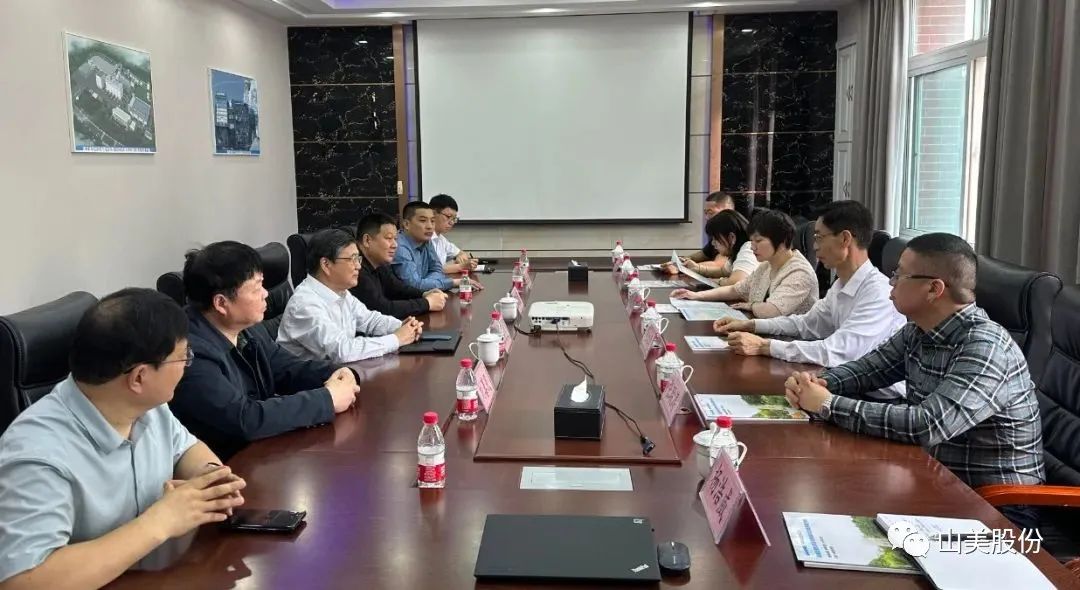 聚焦 | 熱烈歡迎中國(guó)砂石協(xié)會(huì)胡會(huì)長(zhǎng)一行蒞臨上海山美股份鄭州基地指導(dǎo)交流！
