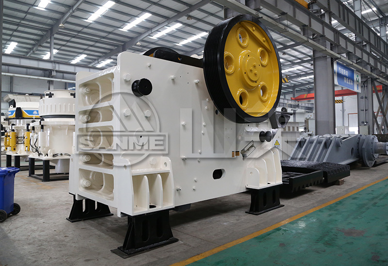 砂石生產(chǎn)線中顎式破碎機(jī)和圓錐破碎機(jī)如何提高生產(chǎn)能力？