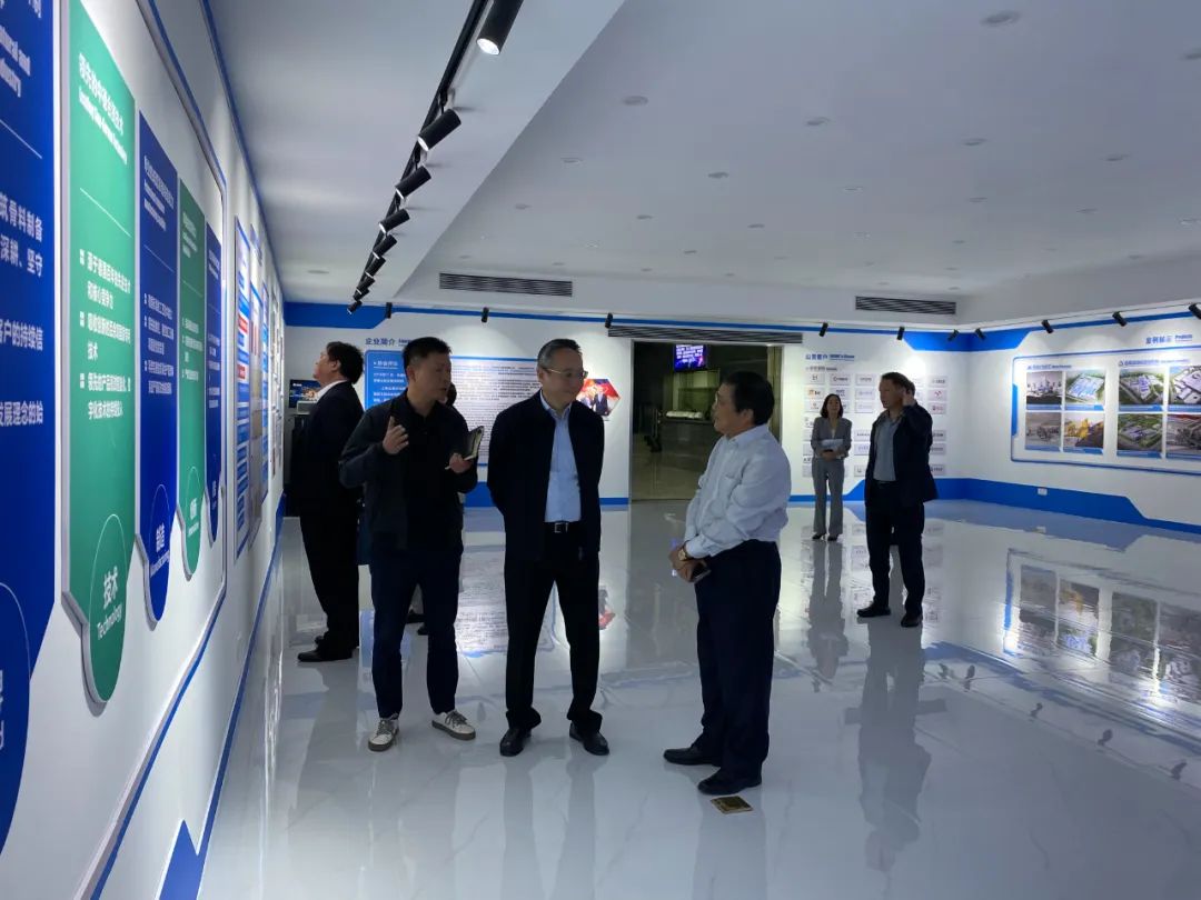 奉賢區(qū)人大常委會(huì)黨組書(shū)記、主任張培榮一行蒞臨上海山美股份開(kāi)展“優(yōu)環(huán)境、穩(wěn)經(jīng)濟(jì)”大走訪大調(diào)研
